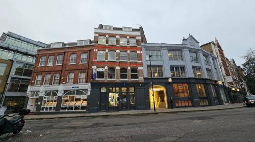 Offices To Let Farringdon EC1 | Commercial Property Consultants